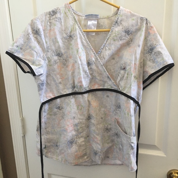 Ladies’ SB Scrubs Scrub Top (S) - Picture 1 of 5